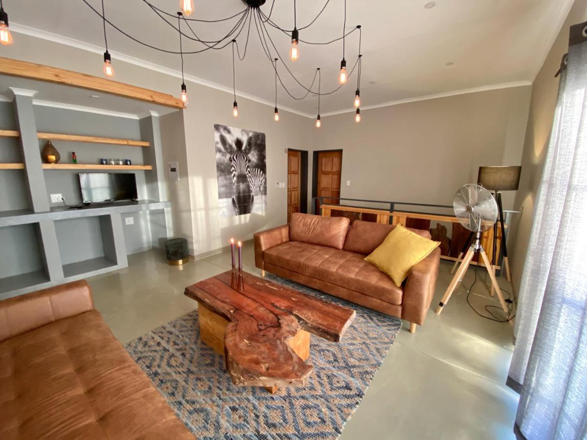 Jackals Dream - Self Catering Villa Bordering Kruger National Park マールロス・パーク エクステリア 写真