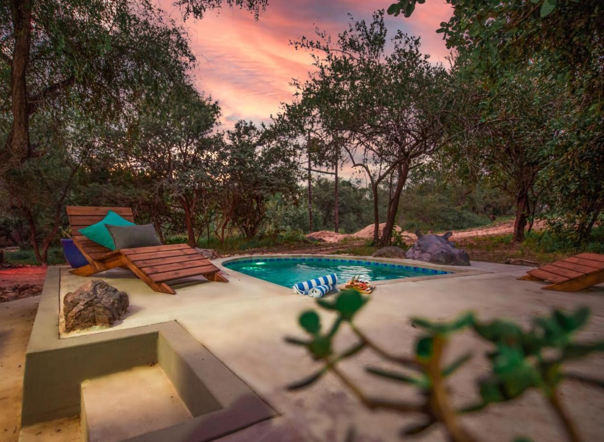 Jackals Dream - Self Catering Villa Bordering Kruger National Park マールロス・パーク エクステリア 写真